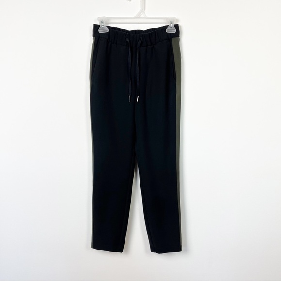 EUC Lululemon | On The Fly Pant Woven *Track  Stripe Size 2 - Picture 7 of 10